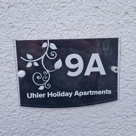 Hoilday With Large Garden Apartment