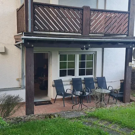 Apartment Hoilday With Large Garden *