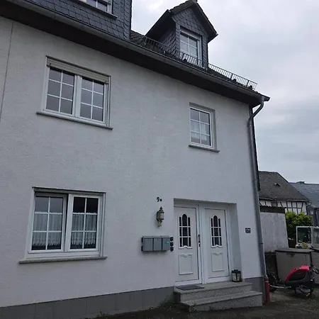 Hoilday With Large Garden * Uhler